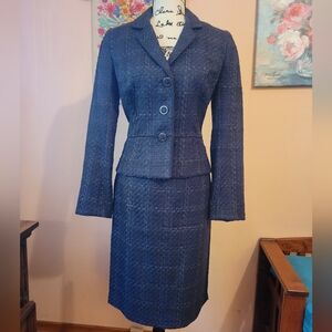 Tory Burch Navy Metallic Tweed Skirt Suit, Gold Accents, Jacket 6, Skirt 8, NWOT